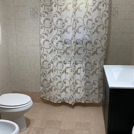 Busalacchi فندق مبيت وإفطار مونديلّو