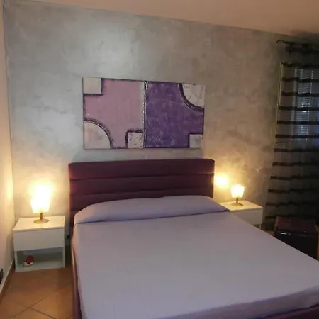 Busalacchi فندق مبيت وإفطار 3*