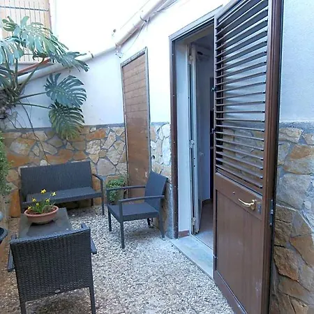 Busalacchi Couette-café 3*